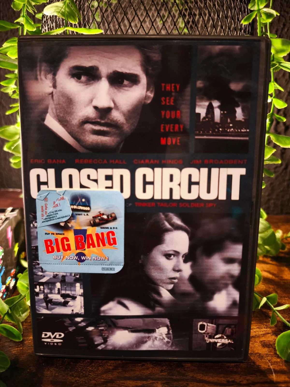 Closed circuit